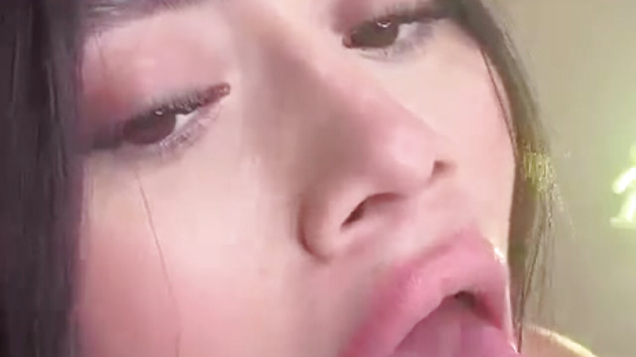 Time to destroy harder my Throath! 💦 - βίντεο μοντέλου angeline-777