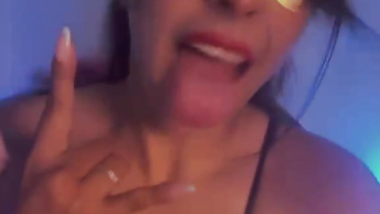 viva rock roll🤙👅 - video van BrendaBrooks cam-model