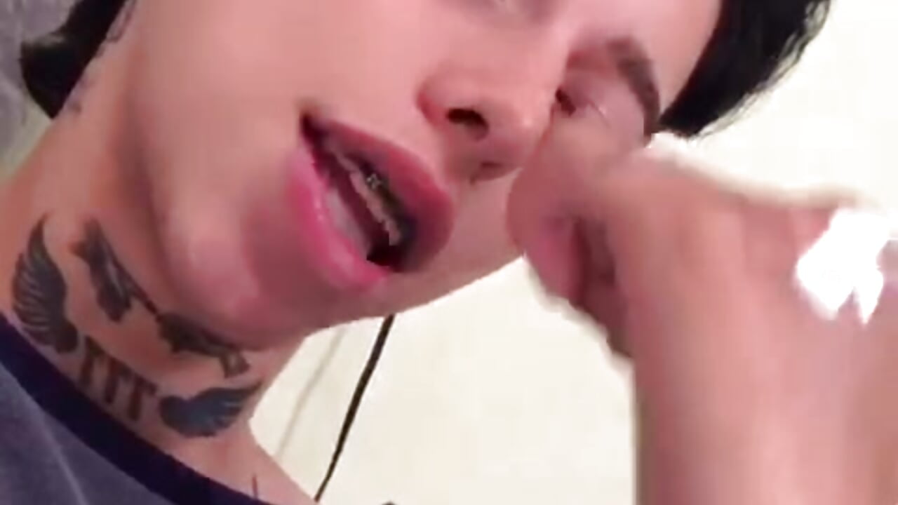 I want to eat you, kiss your lips. - video by AmberAdams_ cam model