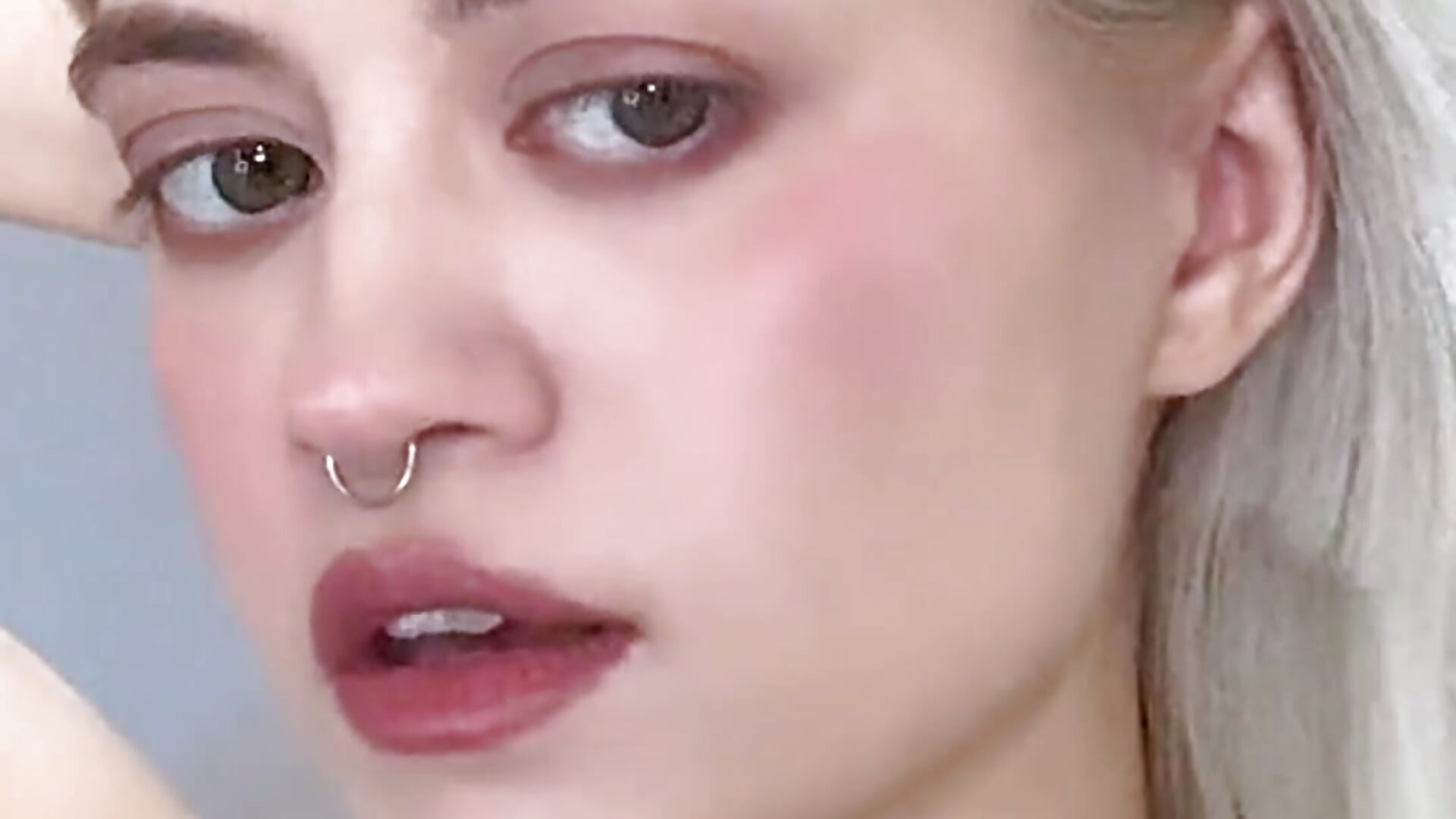 Wendy is a cutie, support her with a like! - vidéo du modèle de showcams mybunnywendy