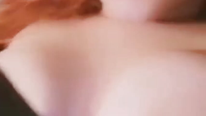 Neked and finger pussy - vídeo de Scarlet_garnet modelo de câmara