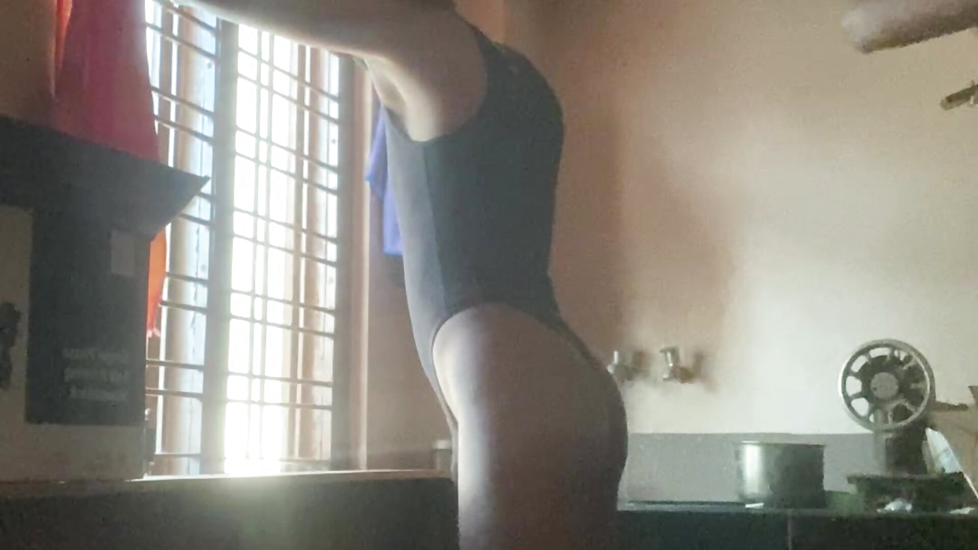 Tied up and punished with belt.🍑