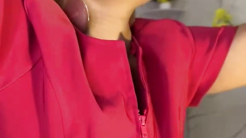 Sexy red dress, I really want you, love - AmberNix主播的视频