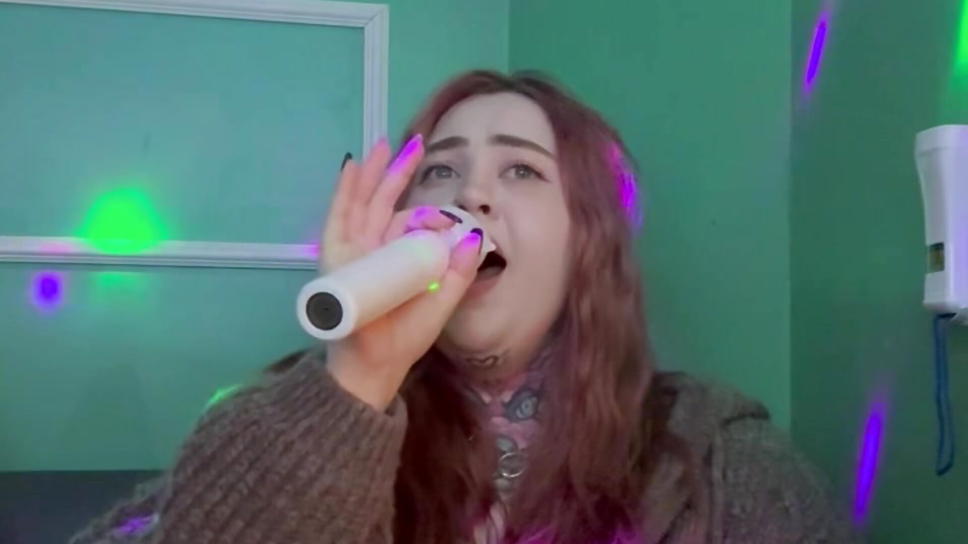 SHOCK IM SINGING — filmik Byeol_Dae_, modela(-lki) na kamerkach