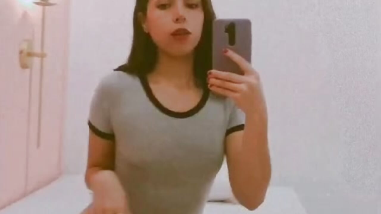<33