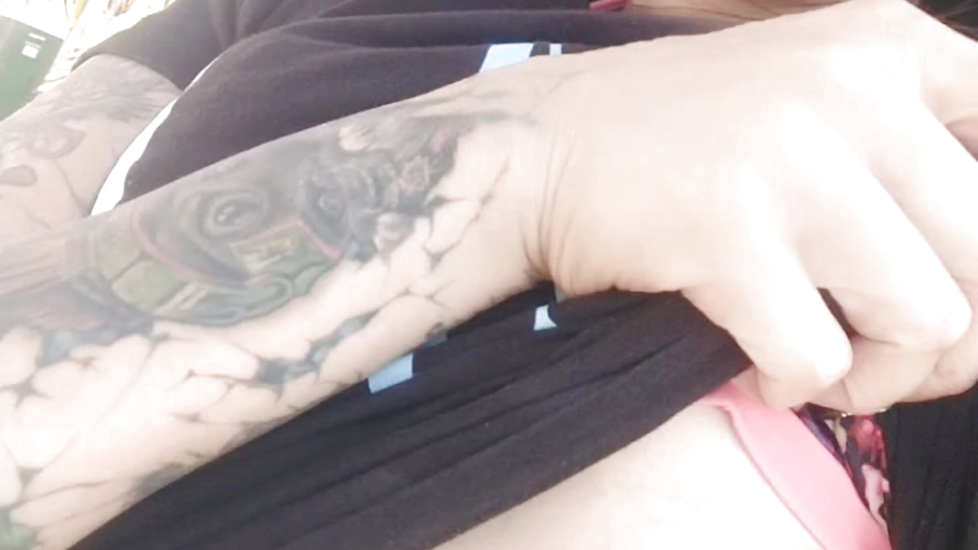 on vacation on the beach - 視頻由 LuisaFernanda170823 主播提供