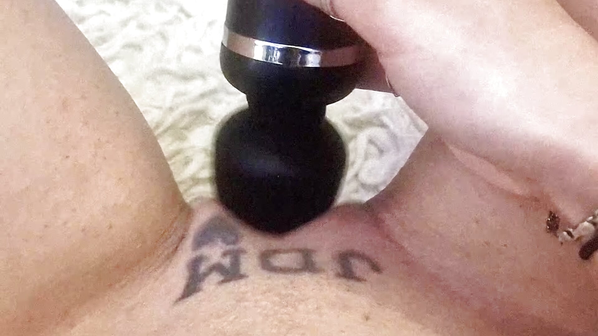 Így rezgetitek a domival piciangit 🤭 Lassított felvételben 🤭 - video của người mẫu cam An_g_elly