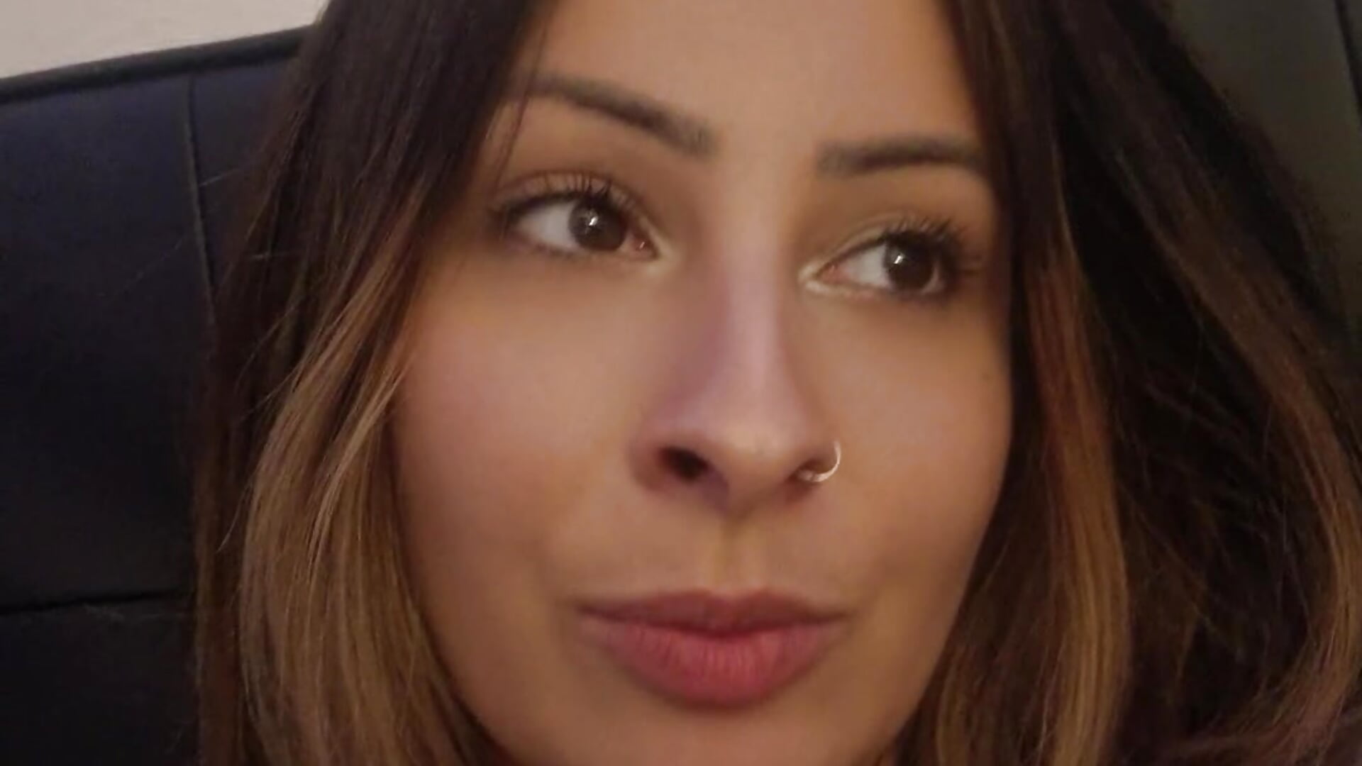 Legkissebb farok élmény #videóbanválaszolok - video của người mẫu cam An_g_elly