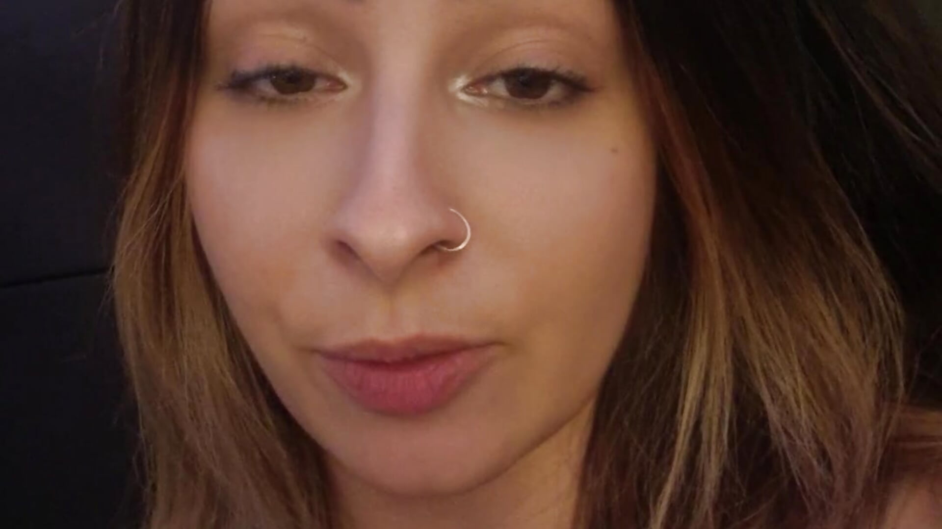 Legnagyobb farok élmény #videóbanválaszolok - video của người mẫu cam An_g_elly