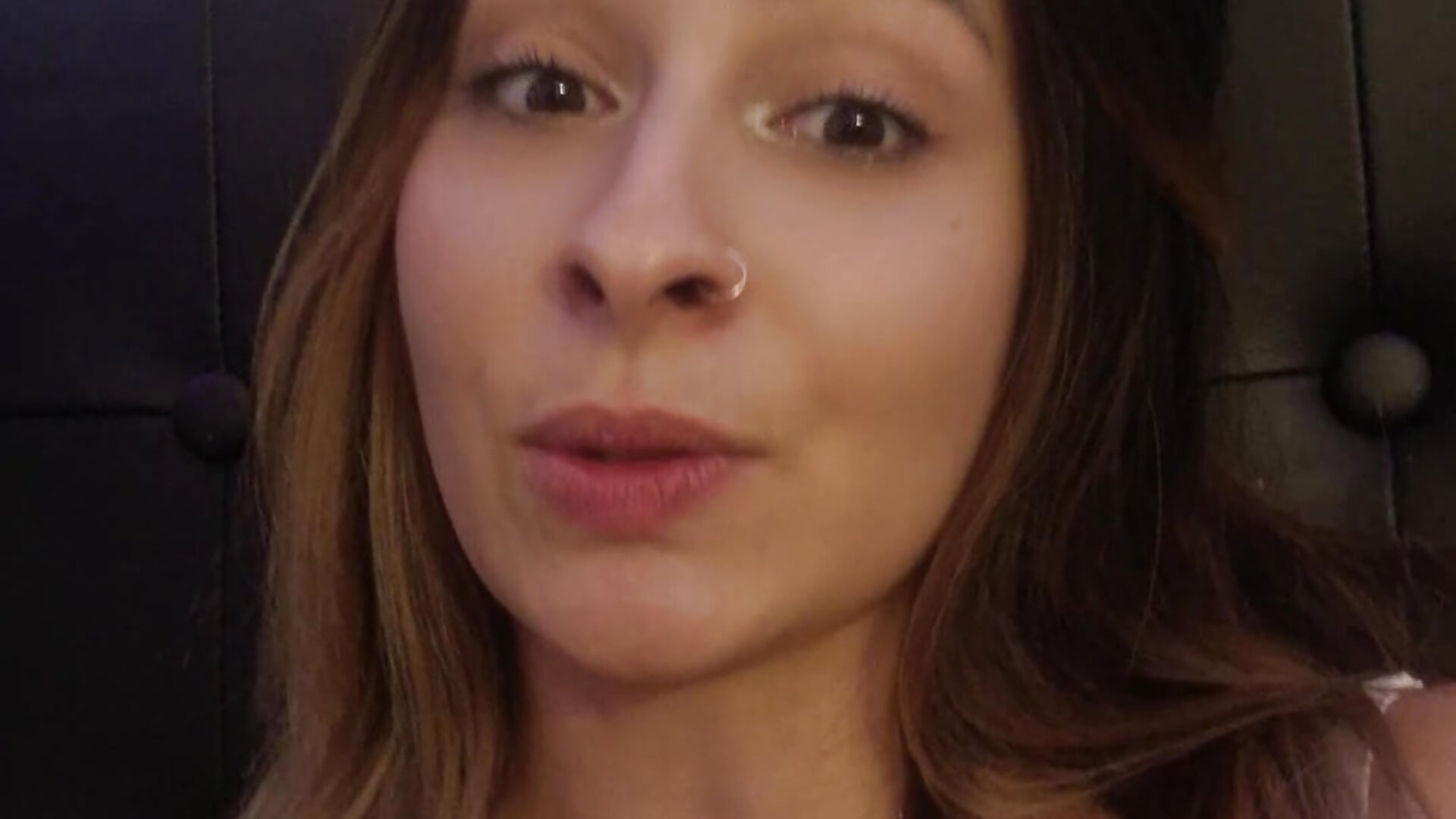 Spriccelésről/fétisem #videóbanválaszolok - video của người mẫu cam An_g_elly