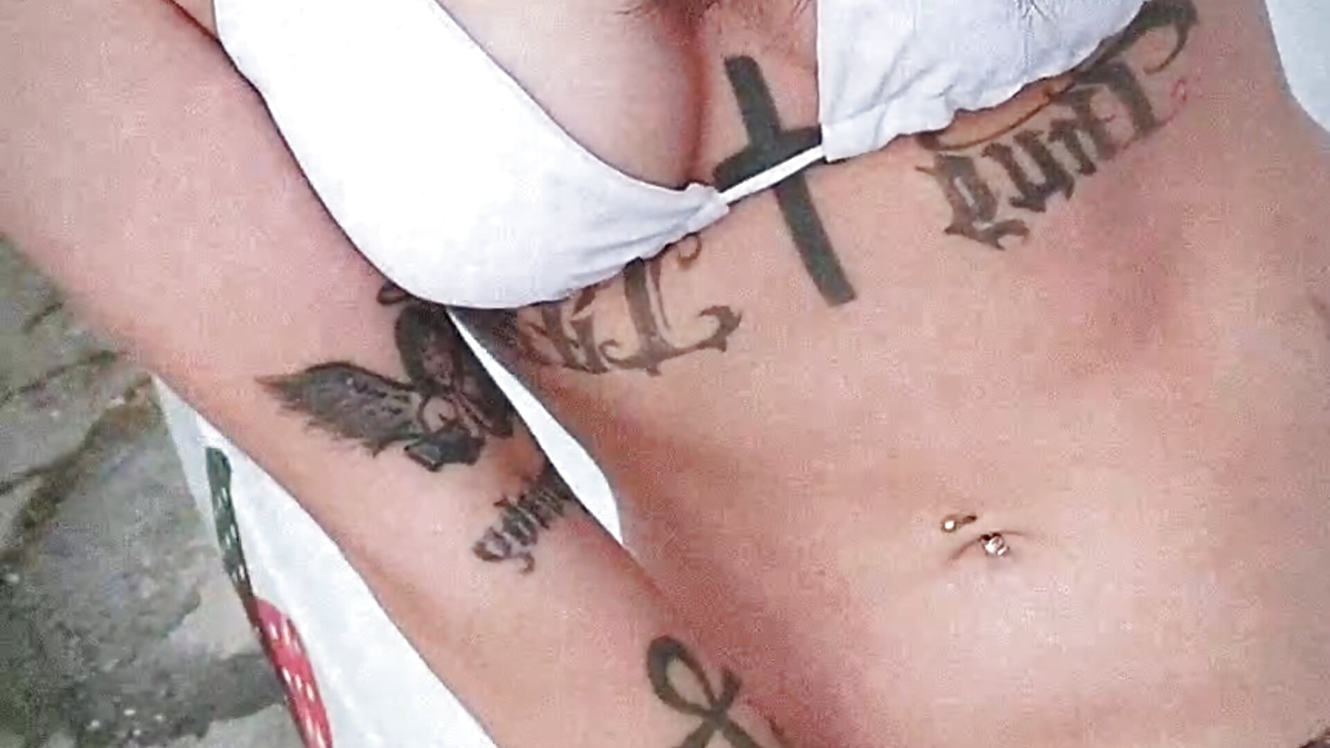 Bolondozás röncivel - video của người mẫu cam An_g_elly