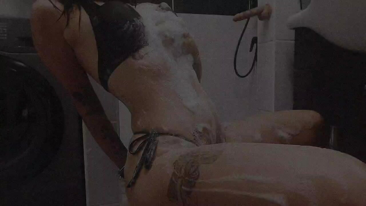 Habozás🧼 - video của người mẫu cam An_g_elly