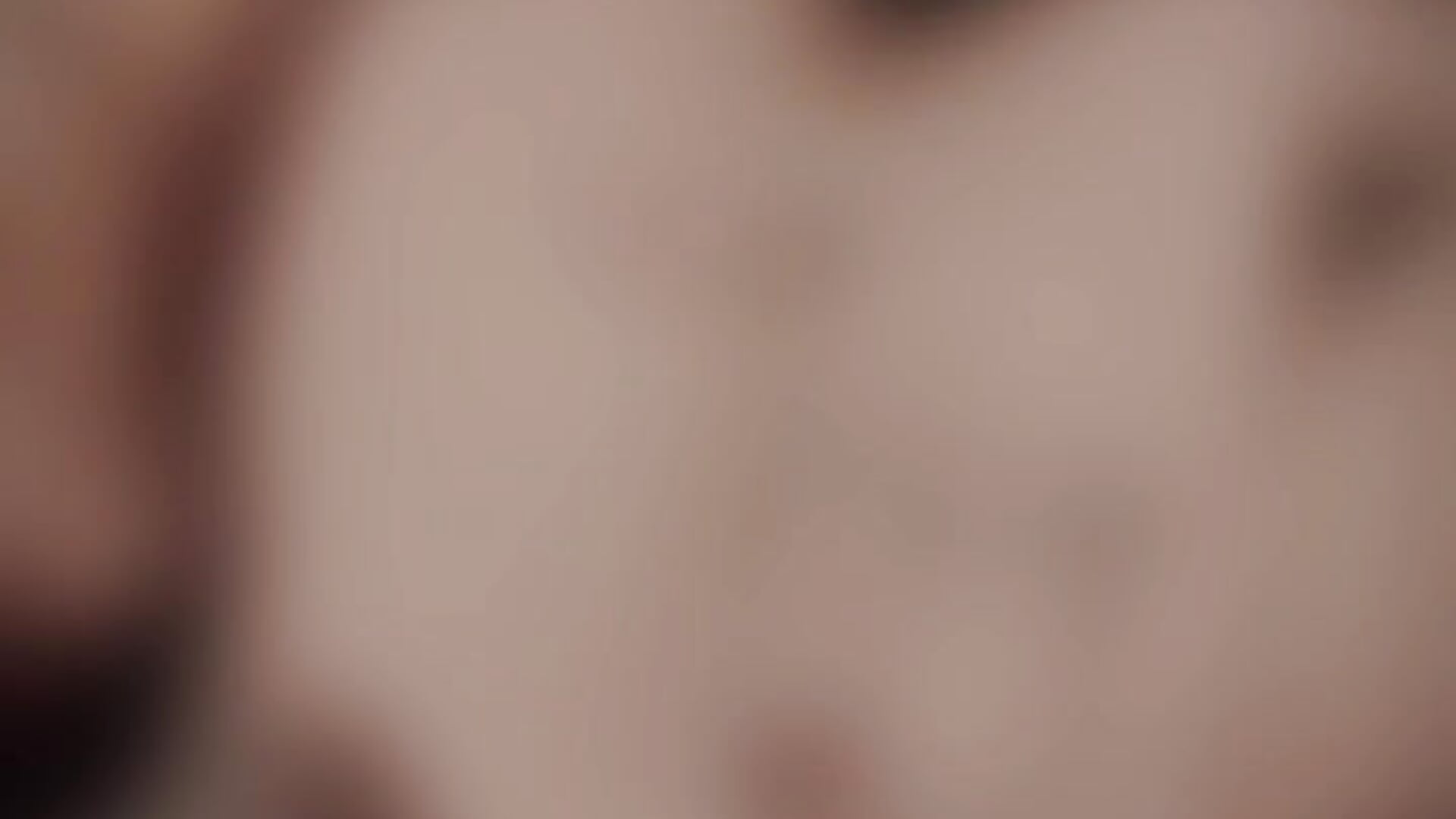 Új tiltott tartalom a kékfehéren 👀🔞 Punci testápolózás és olajozás 👀 - video by An_g_elly cam model