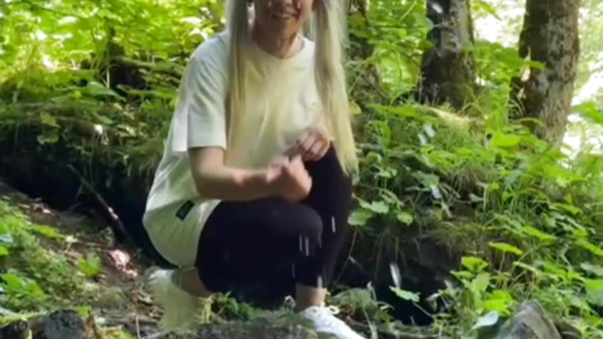 💙 - video by NaomiHita cam model