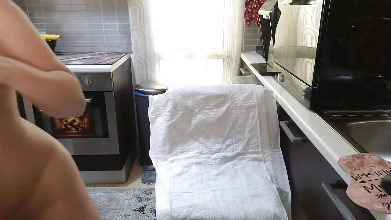 He Made me Squirt my Kitchen Chair