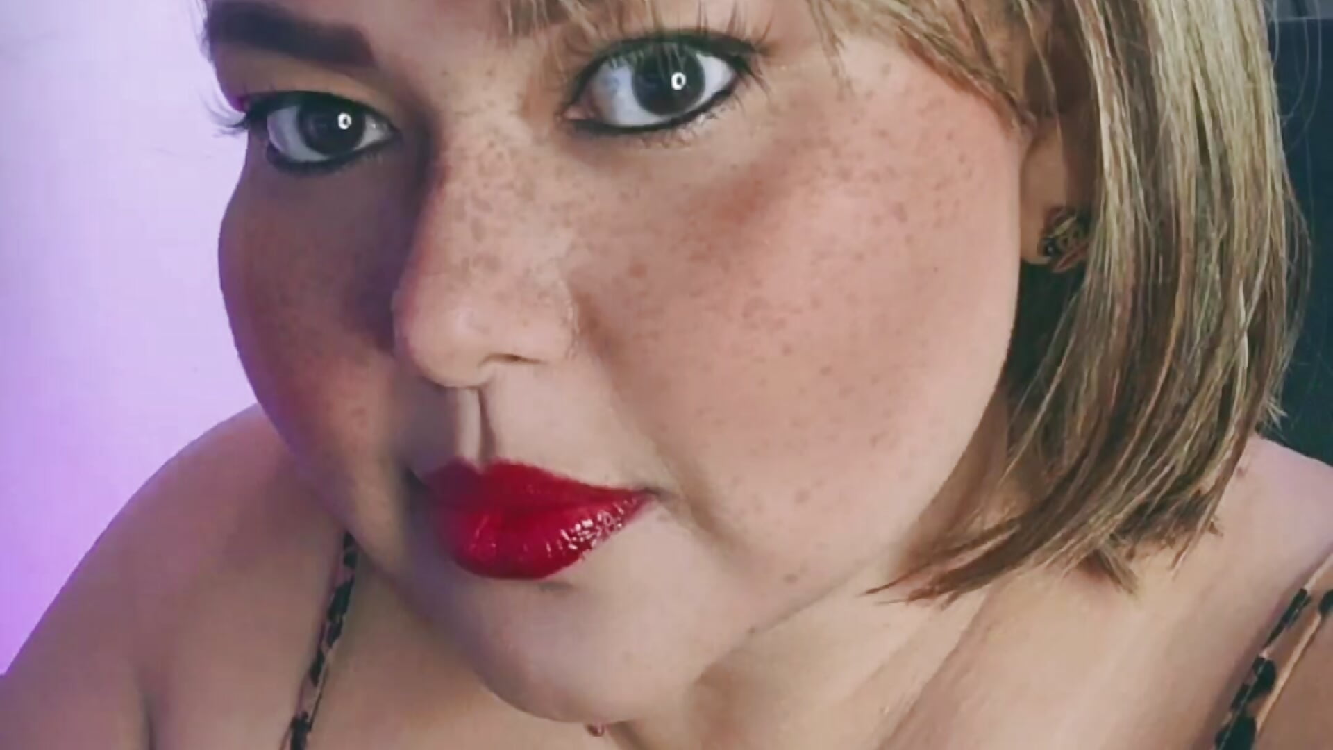 READY FOR A NEW YEAR – video modela na kameri shannonbbw