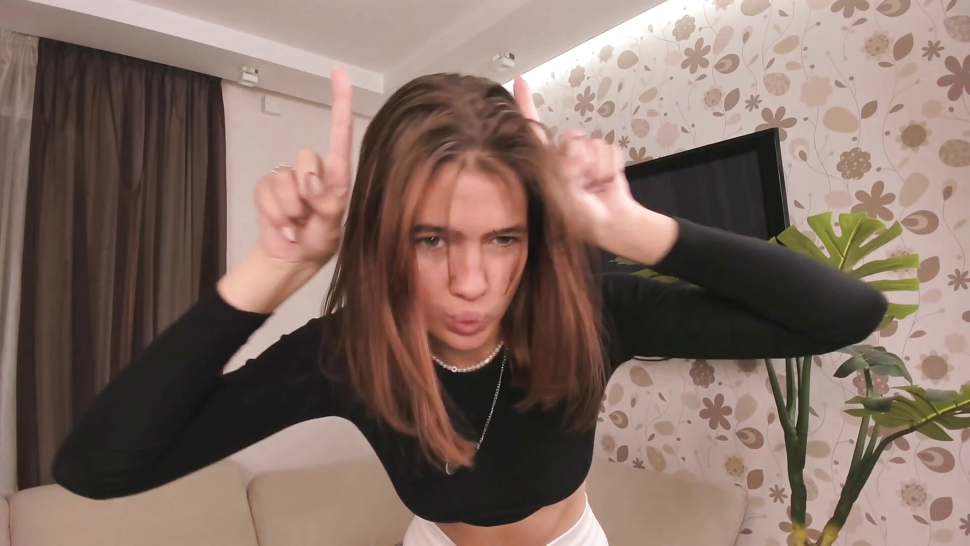 How do you like my black top?