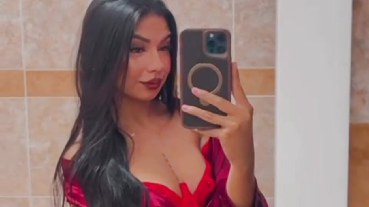 I'll be waiting for you in the shower so we can have some fun.😈🫦🍒 - video di daddyissuesss_ modella di cam