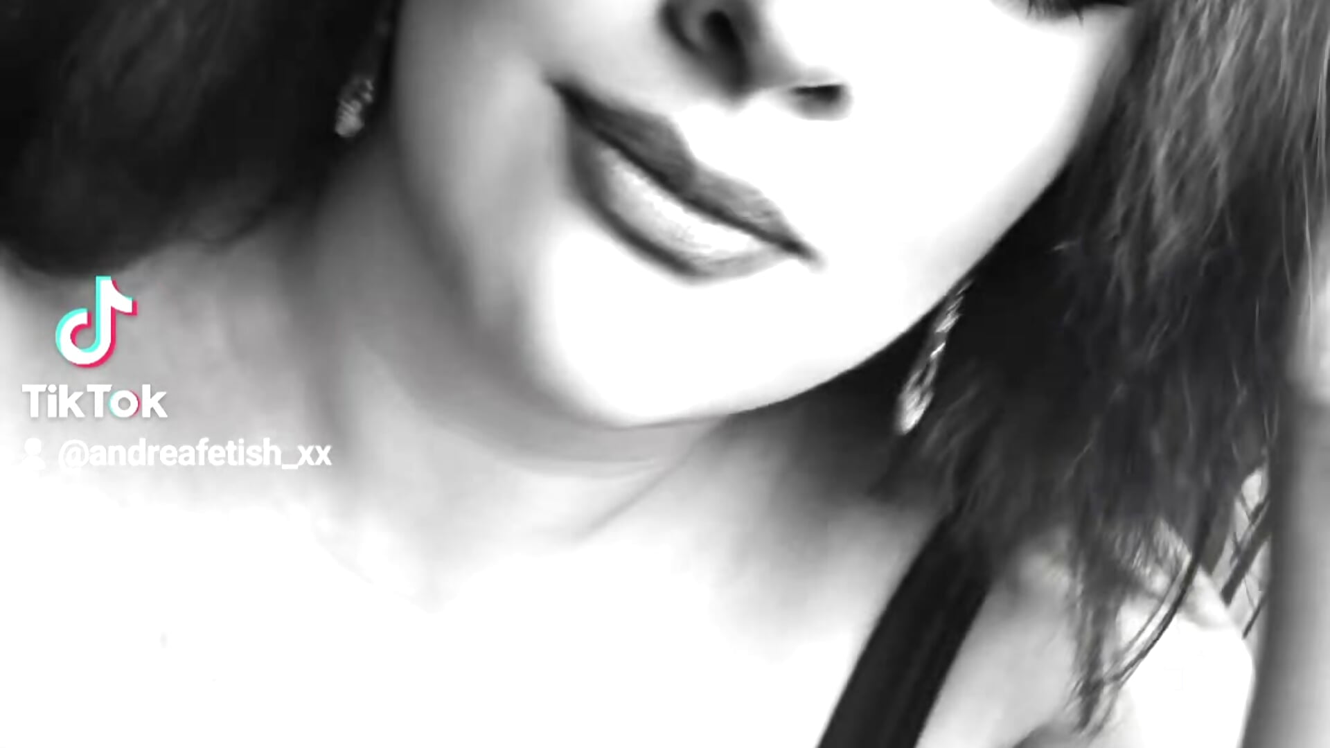 Lol - vidéo du modèle de showcams andreafetishx