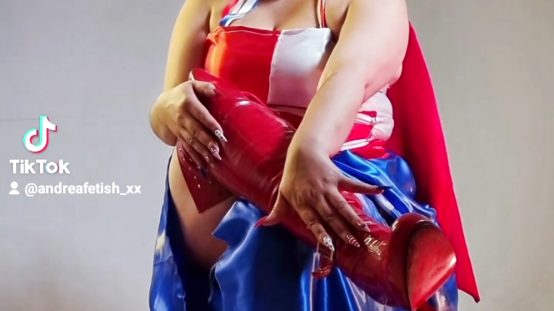 2024-06-22-151124092 - vidéo du modèle de showcams andreafetishx