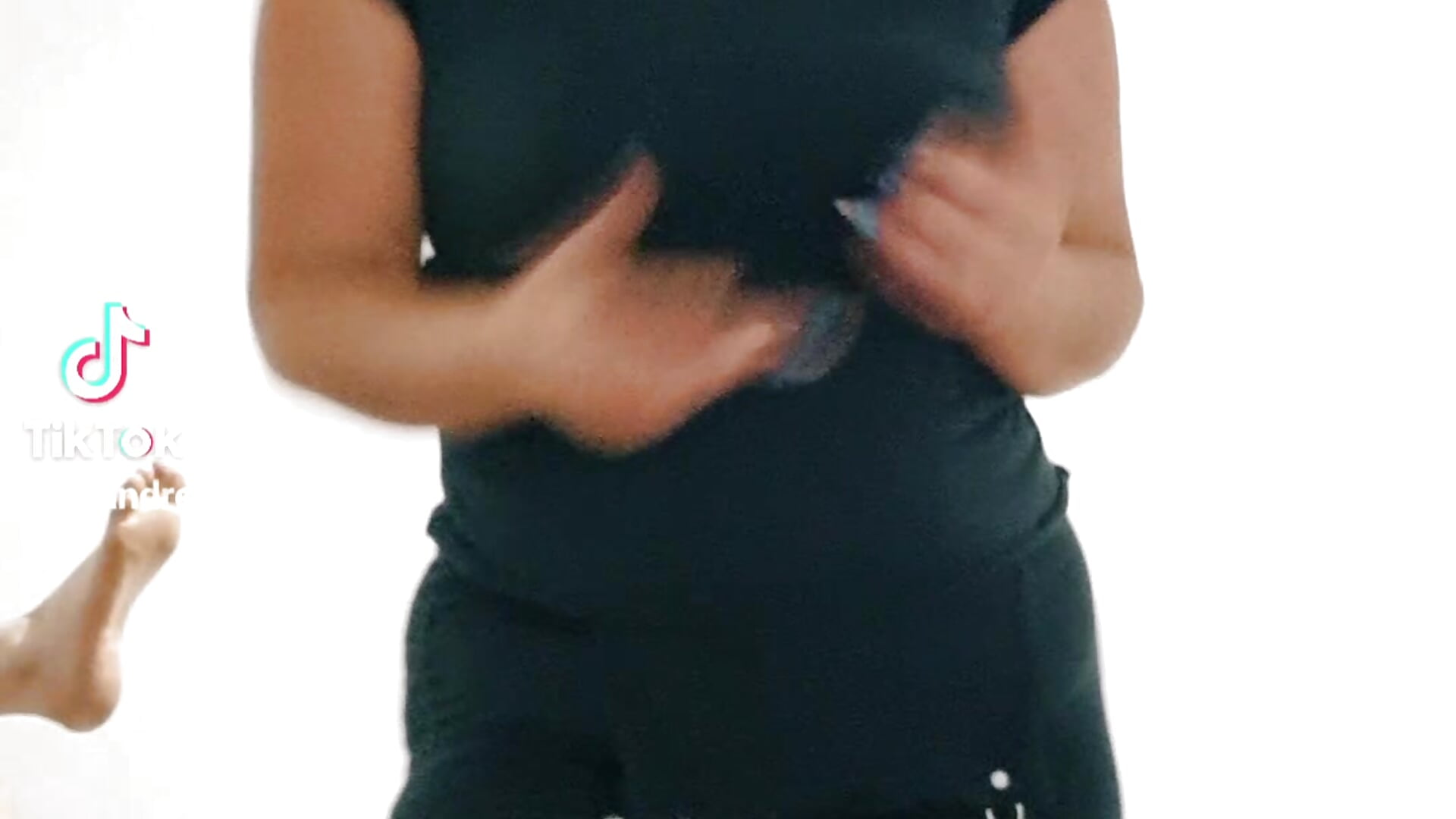 Kiss - vidéo du modèle de showcams andreafetishx