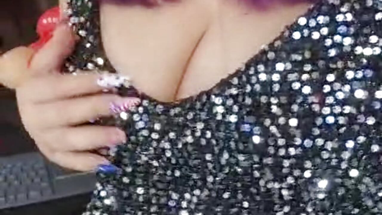 your strong and powerful lady - vidéo du modèle de showcams andreafetishx