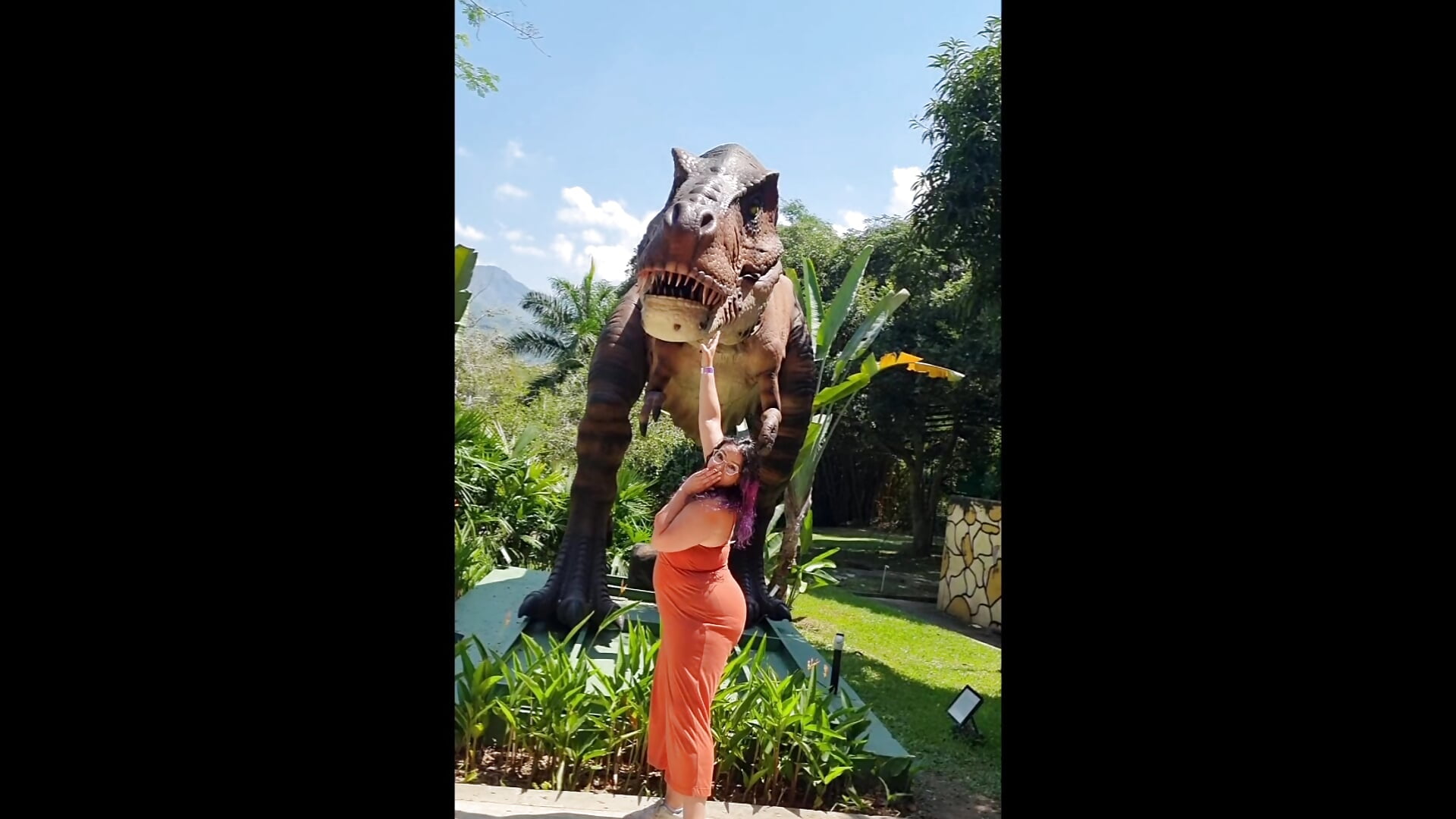 summer - vidéo du modèle de showcams andreafetishx