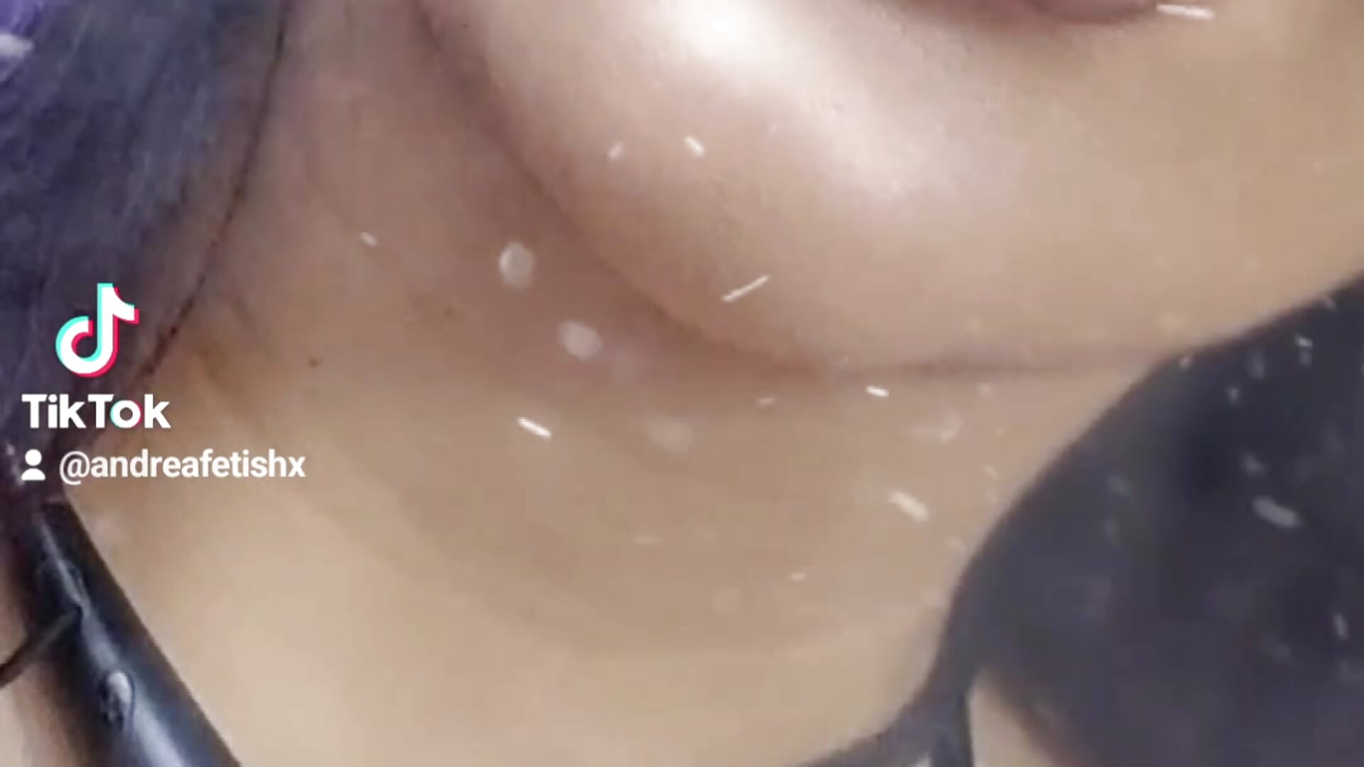 Smoking - vidéo du modèle de showcams andreafetishx