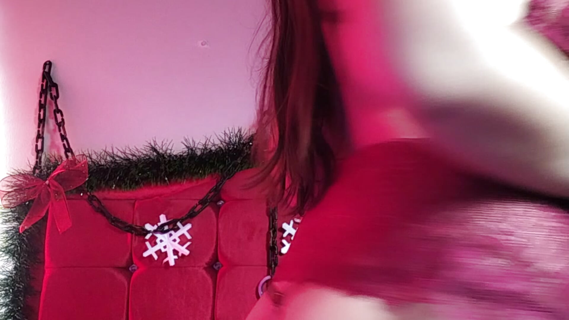 dancing, anal fingering and butt plug, pussy play, - video by SamanthaRoldaan cam model