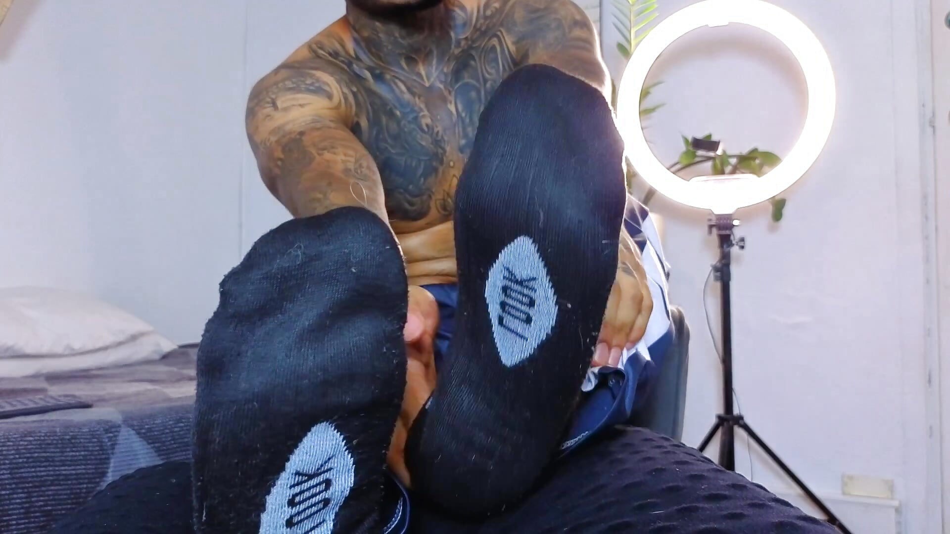 Smell my socks and take it off!😈 — filmik JordanSmiith_, modela(-lki) na kamerkach