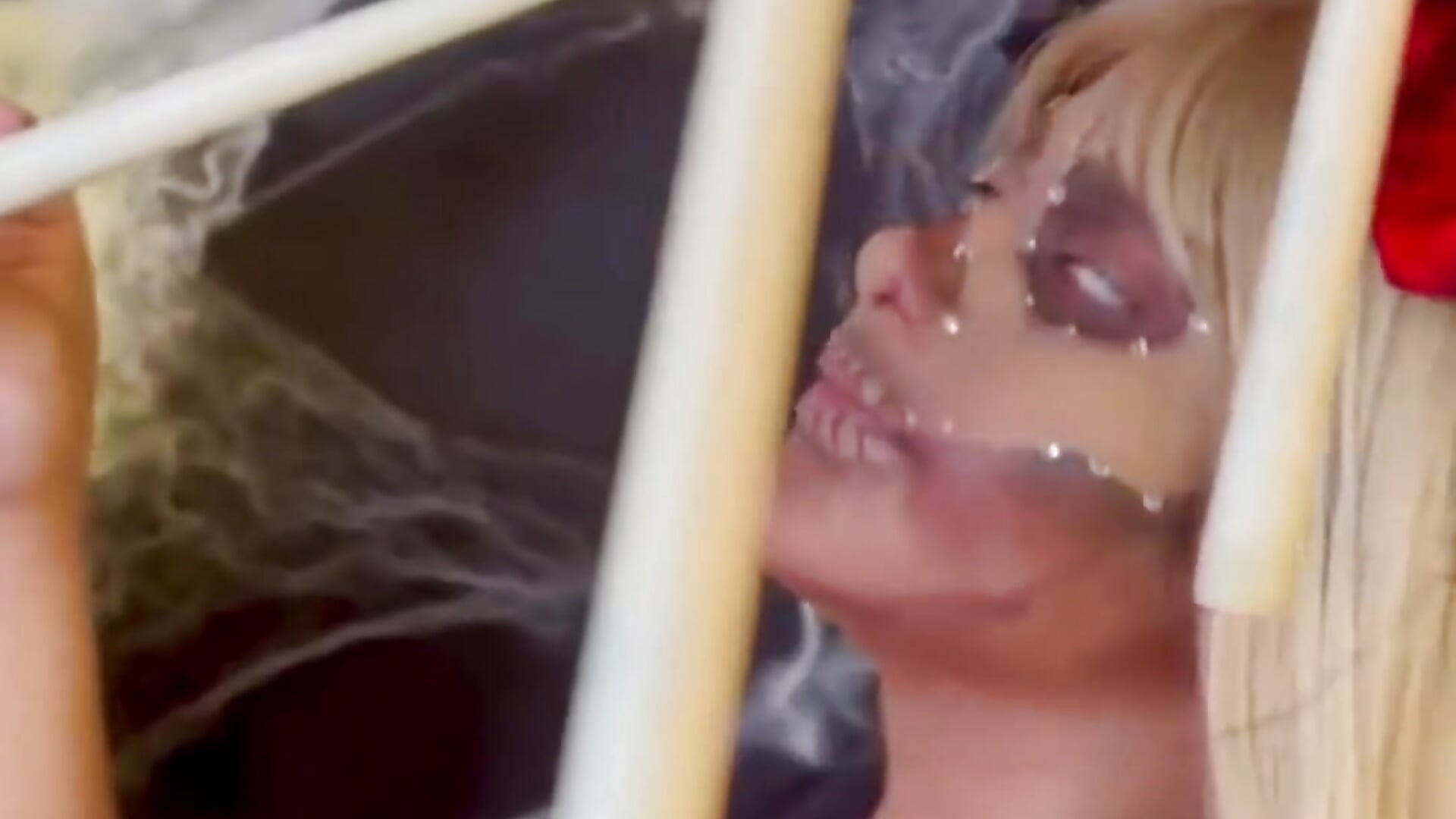 Spooky time! 🎃👻 – video modela na kameri eva_daemon