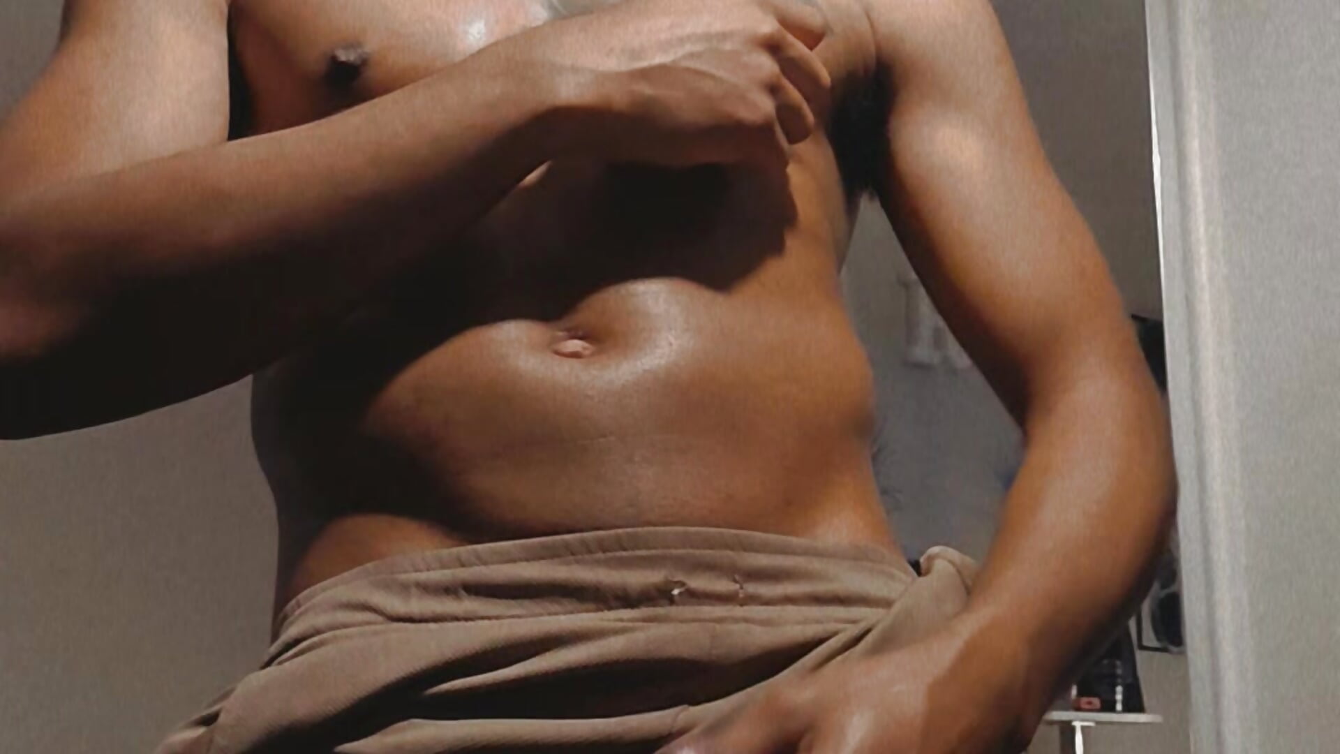 Sensual Sensations - video của người mẫu cam MYHYEM