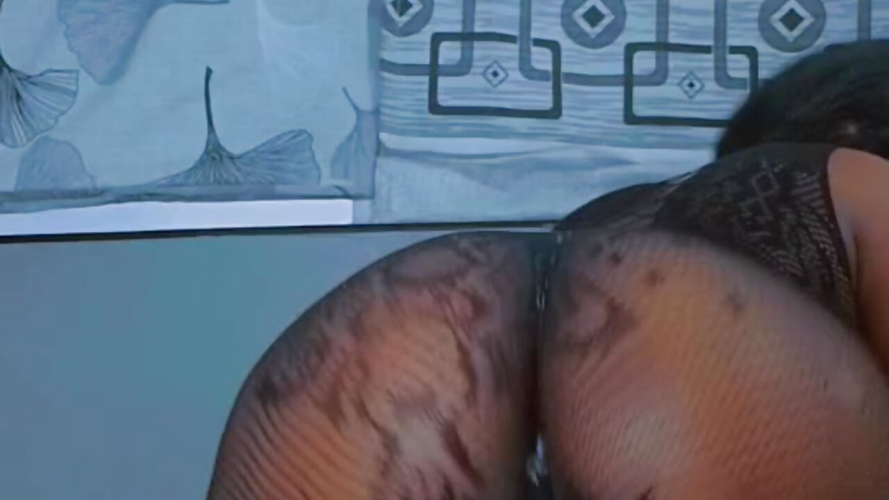 Uncensored – video od webkamerové modelky Sexxybella27