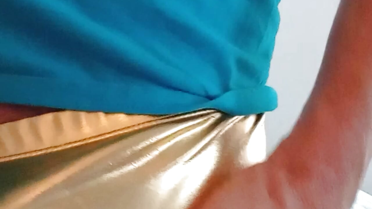 Trying on summer shorts - video van Brendan1244 cam-model