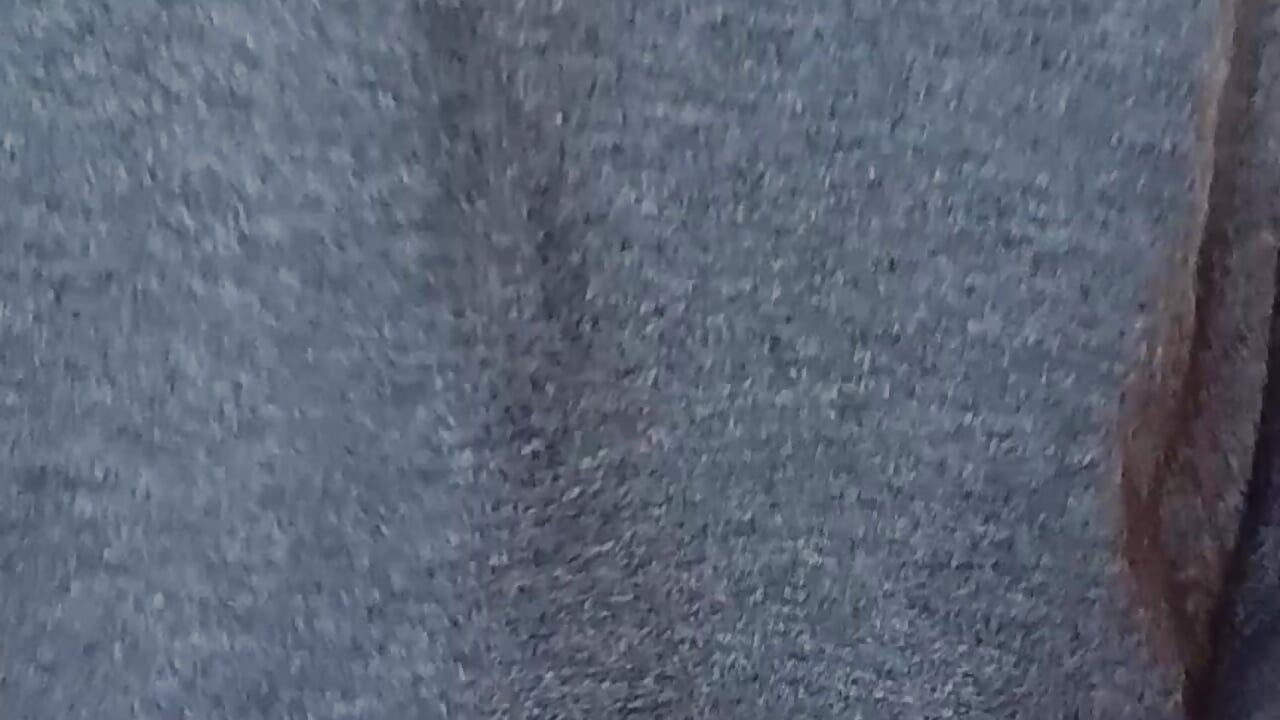 Trimming pubic hair with rock hard cock !!! - video van Brendan1244 cam-model