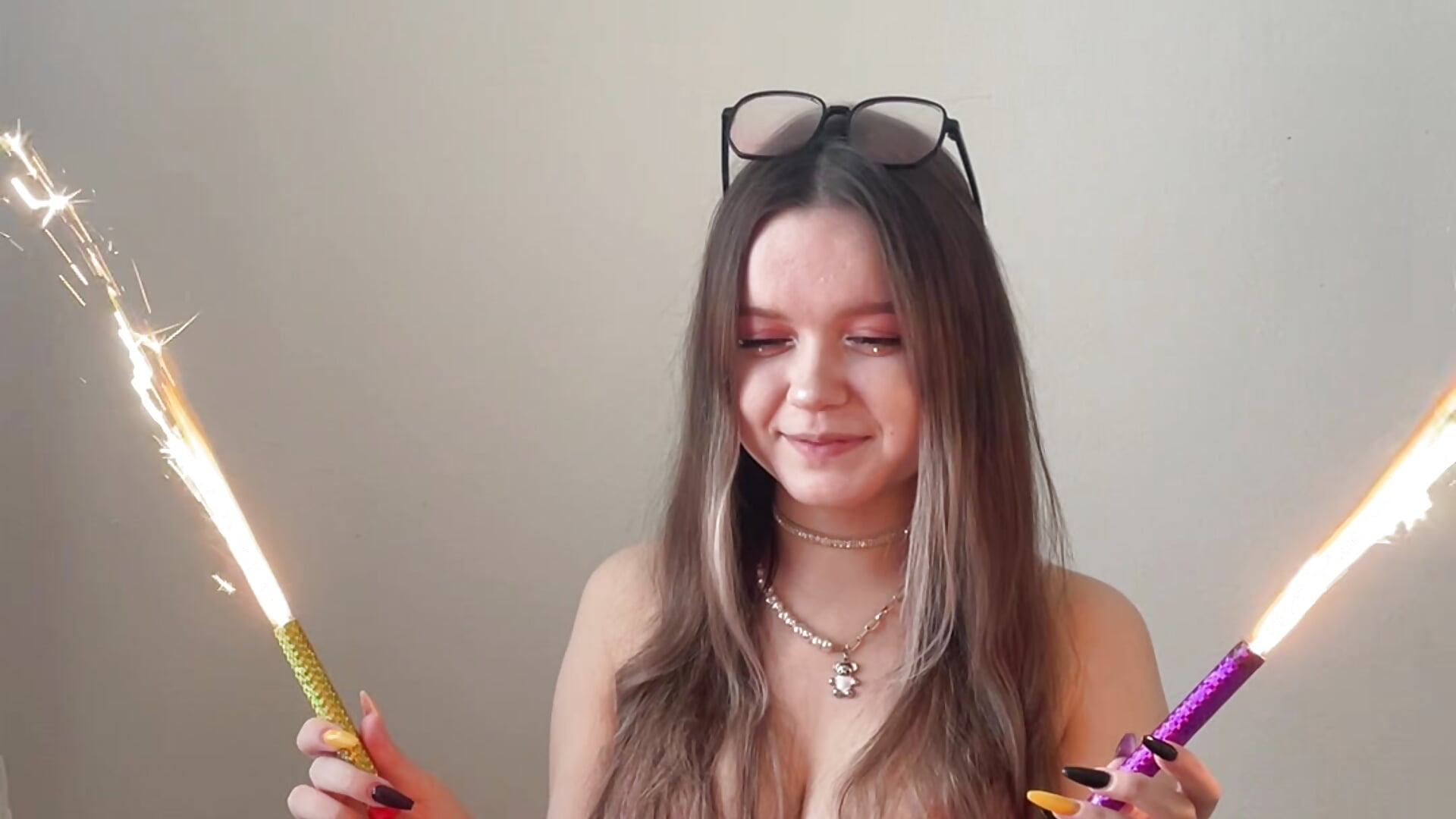 Love u 100k subscribers - video by Floweramelia cam model
