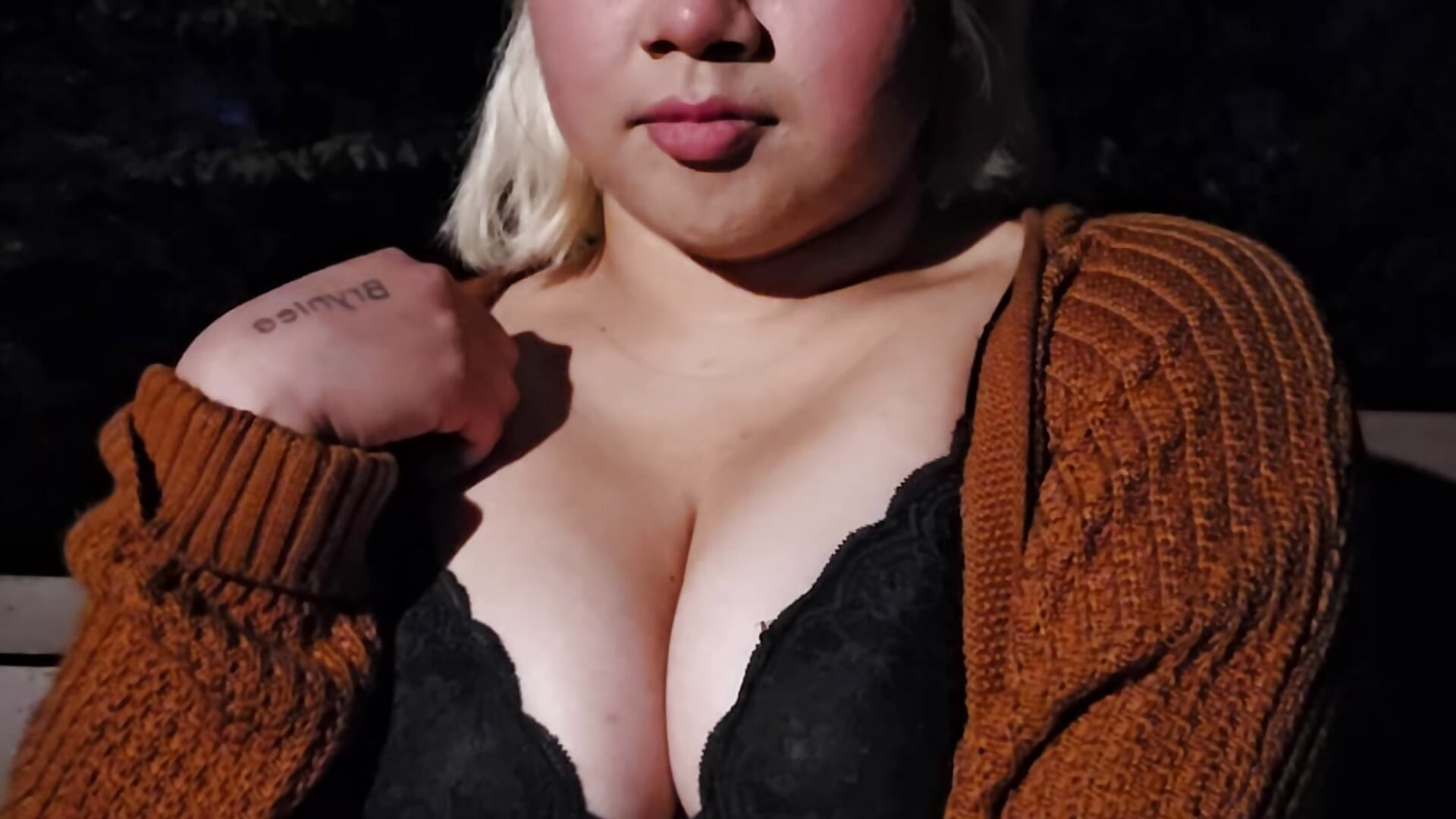 Outside flashing