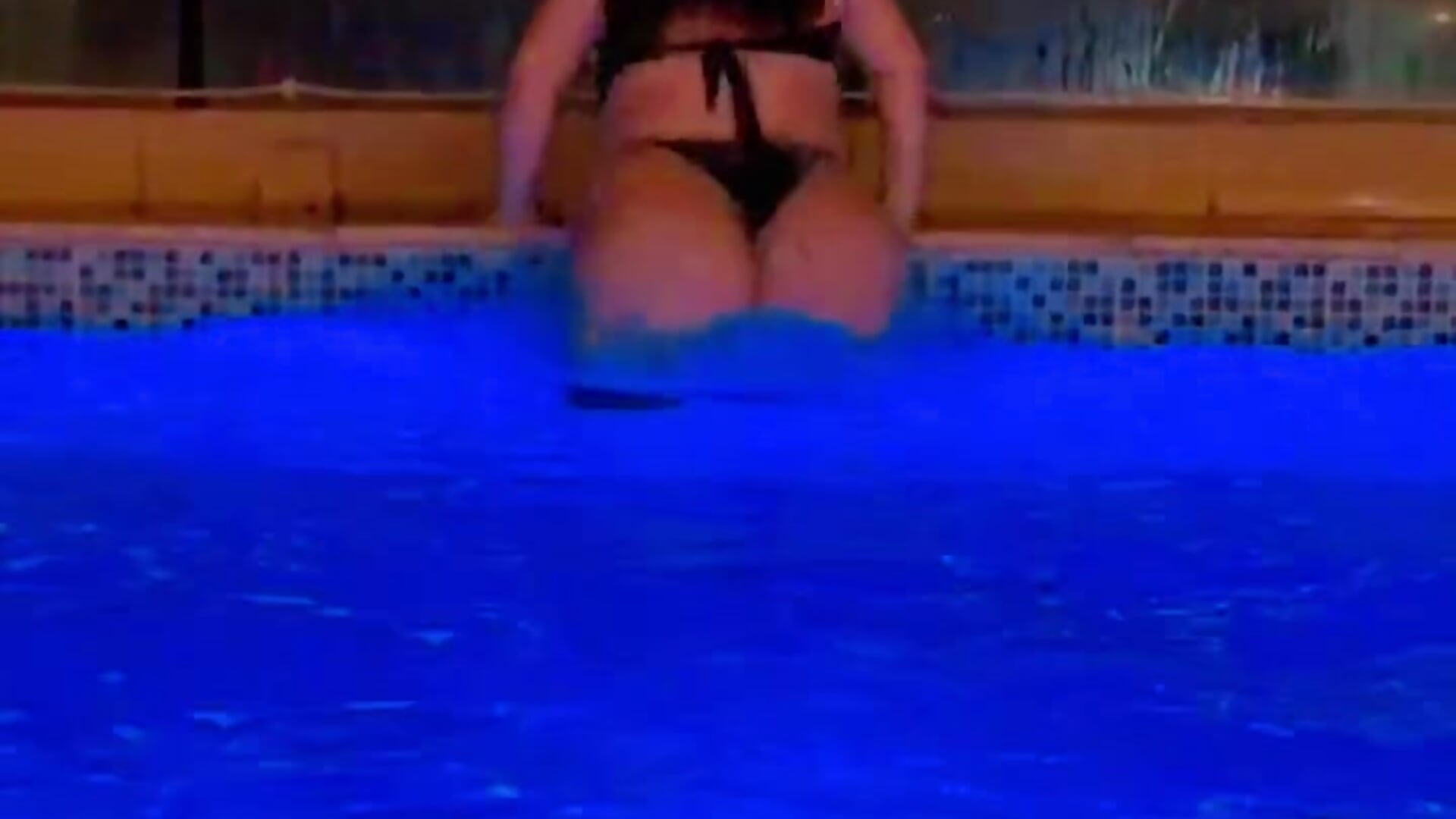 Pool and ass - Video von RachellGraham Cam-Model