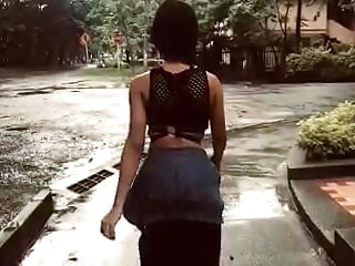 <3
