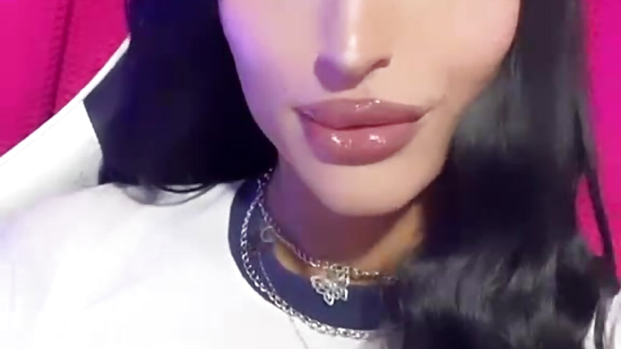 Doll PETTY - video by amal_baddell cam model