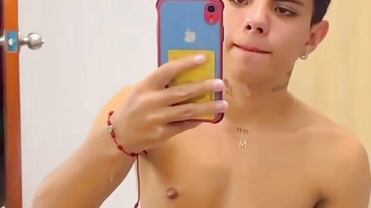 WhatsApp Video 2023-09-04 at 10,15,01 AM - video by Boy__Alex cam model