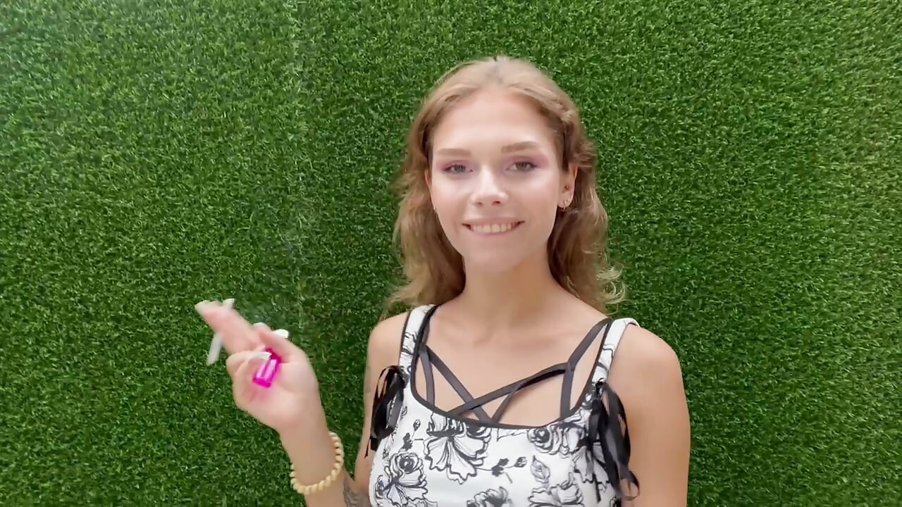 Hey! Let's smoke - HumbleJess adlı kamera modelinin videosu