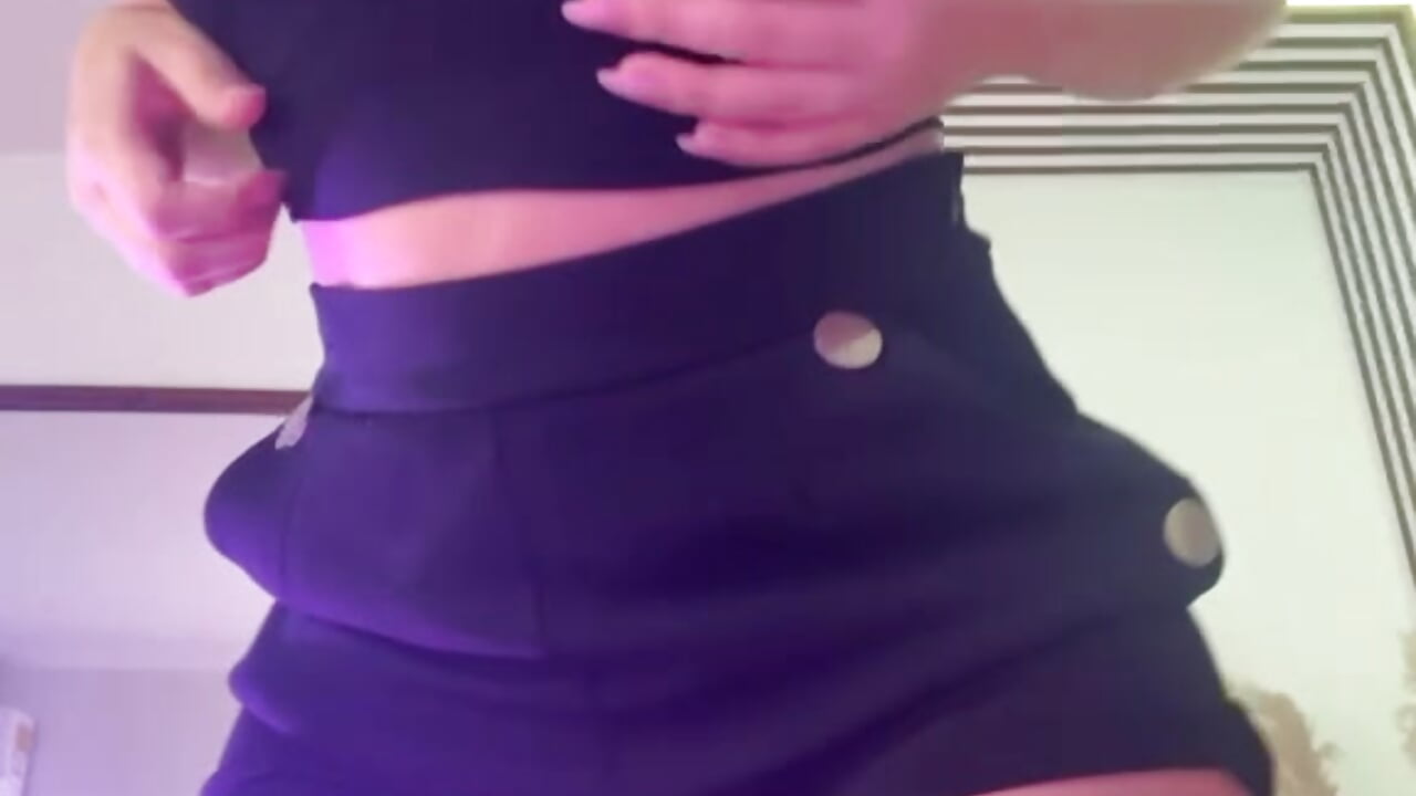 Jumping so happy today! - video by Samaantha-White cam model