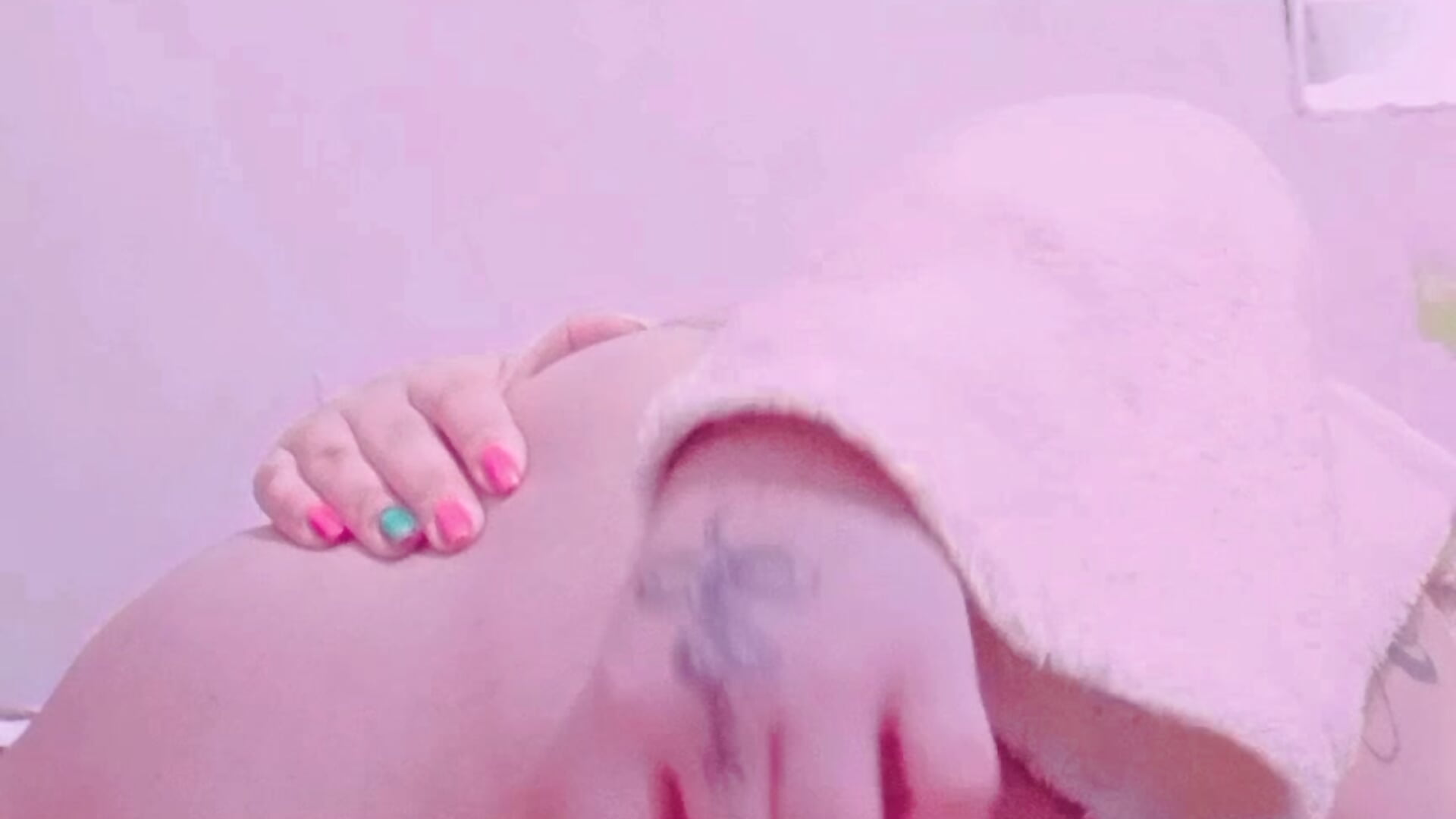 Gozando Com vibrador no Cuzinho