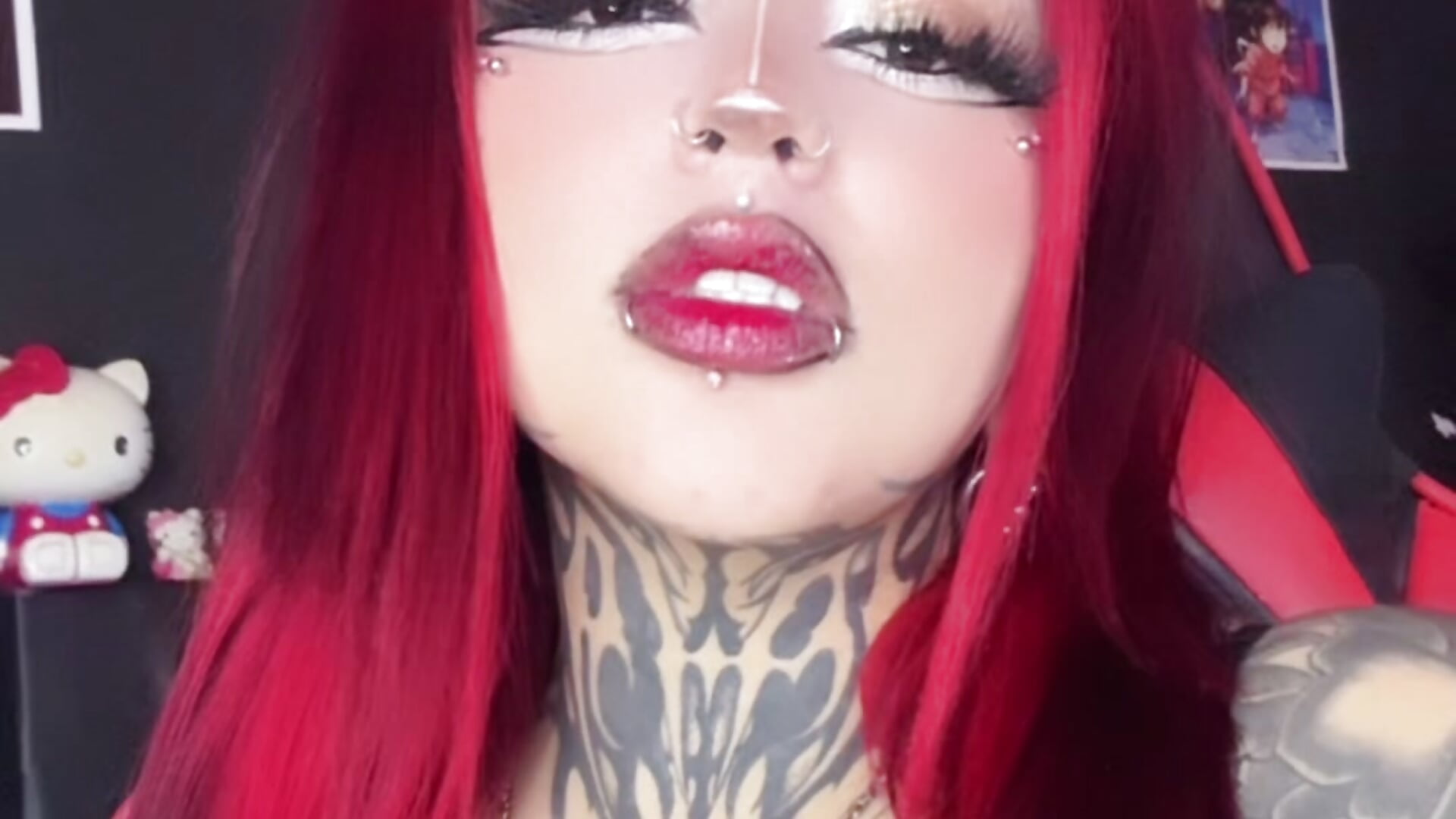 Smoke ♥ - video di jannaink_ modella di cam