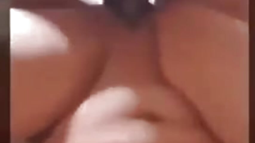 بينكنى فى مقابله  على السرير－カメラキャストのmalakaeeの動画