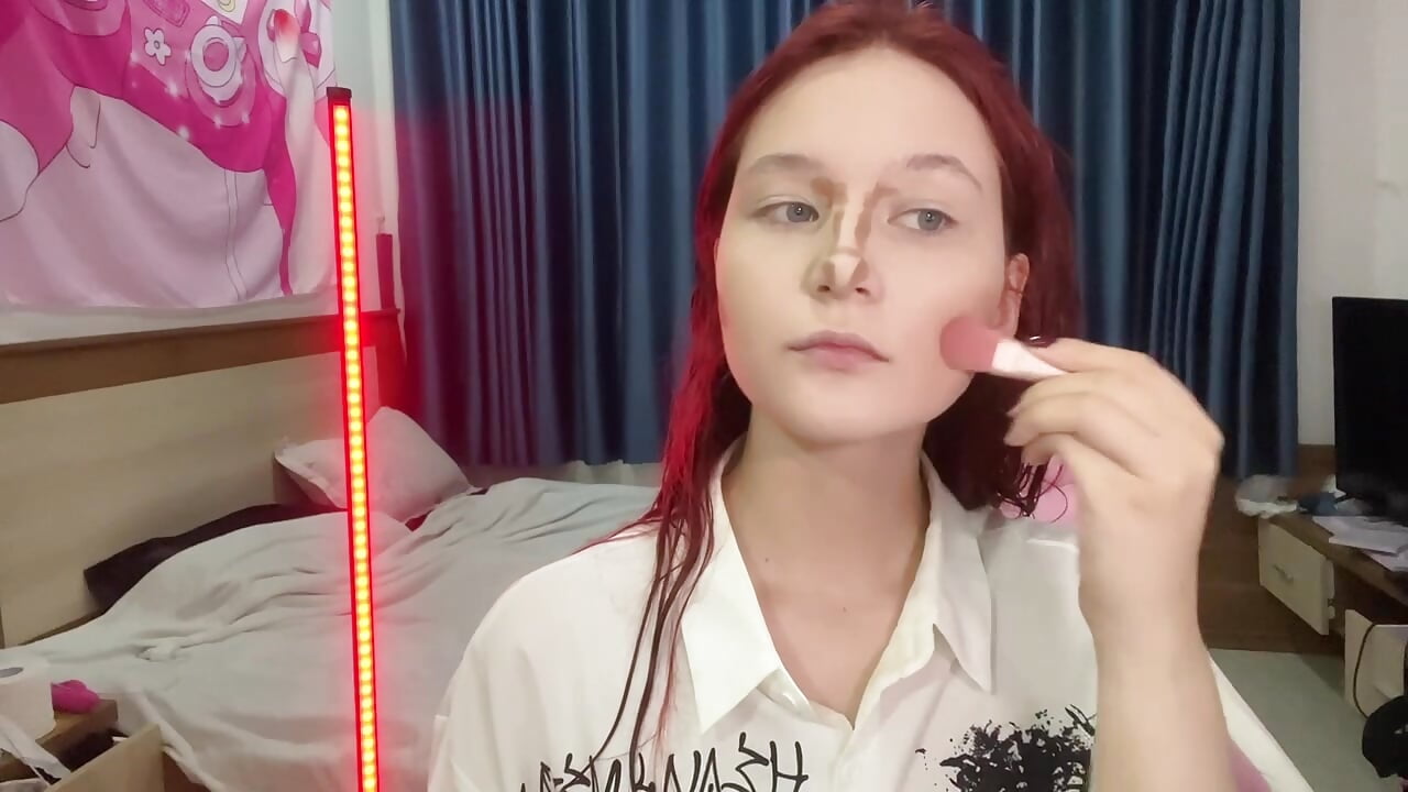 Princess doing LUX make up & you WORSHIP <