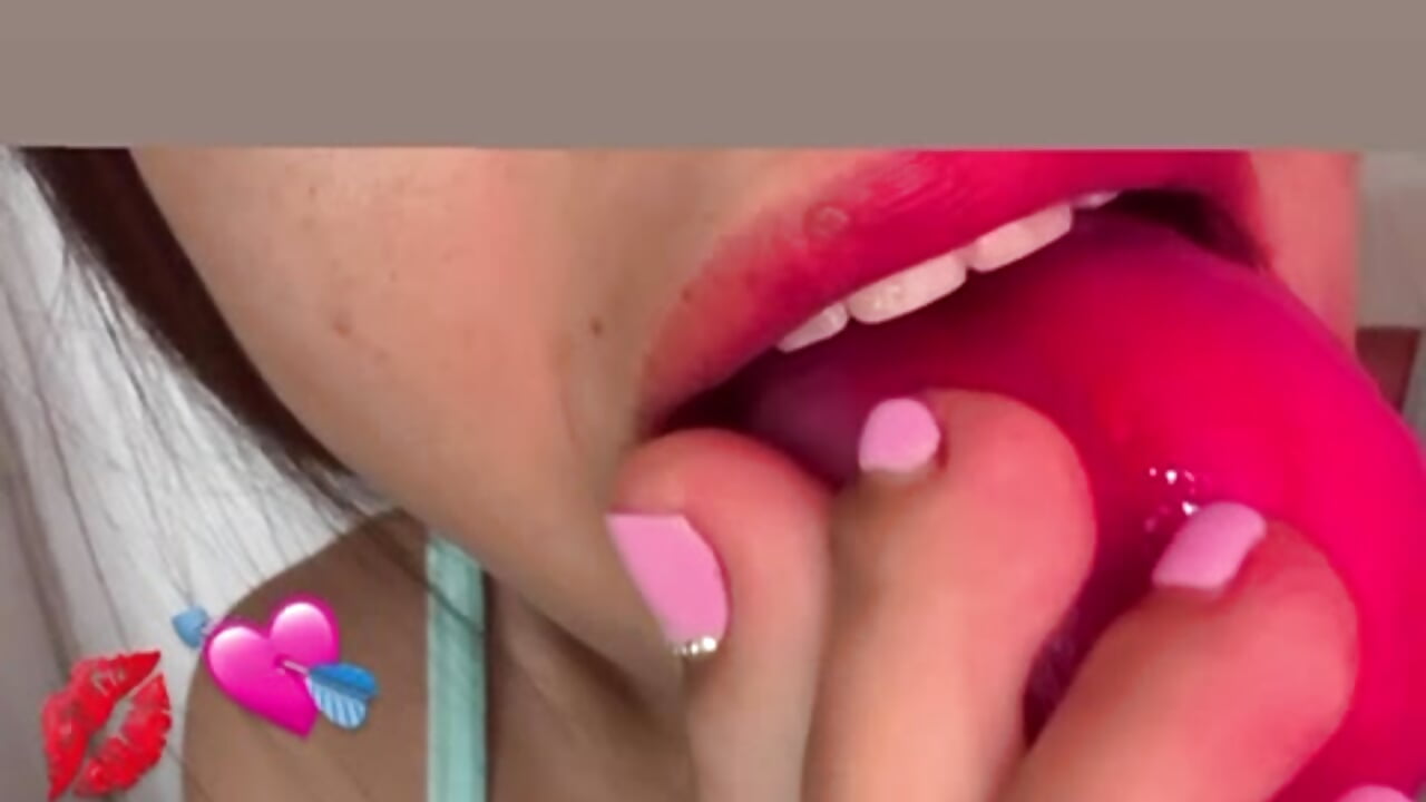 These feet rule 🔥 - Video von Little_Jenni Cam-Model