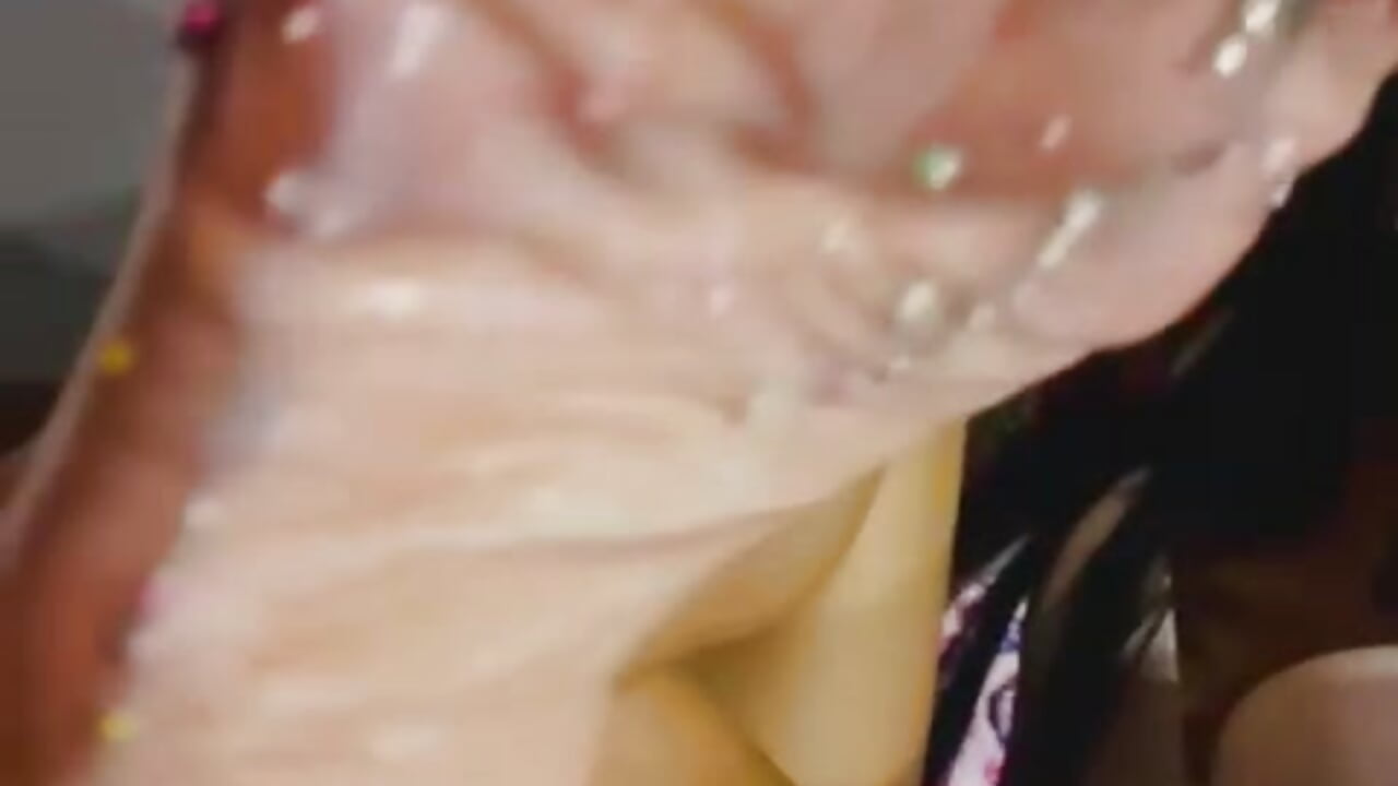 suck my feet with a dairy 🔥🔥 - Video von Little_Jenni Cam-Model