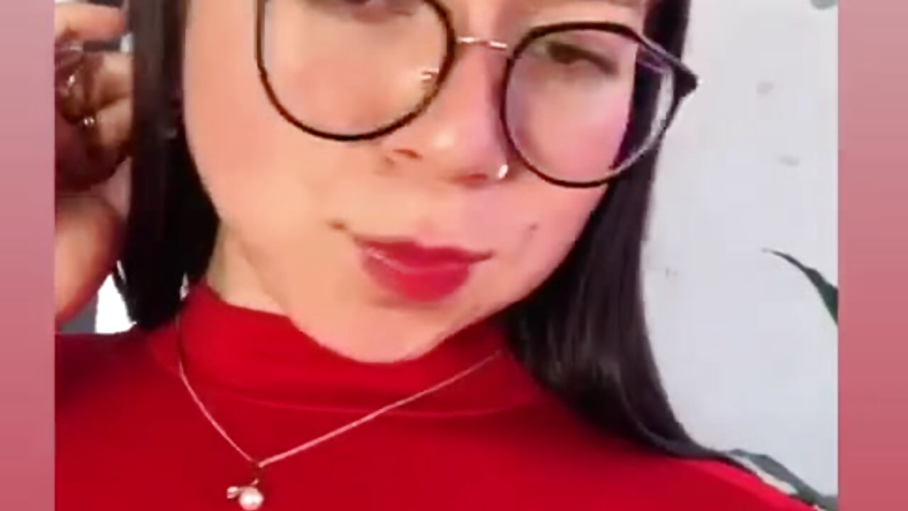 im back - video by victoria_qq cam model